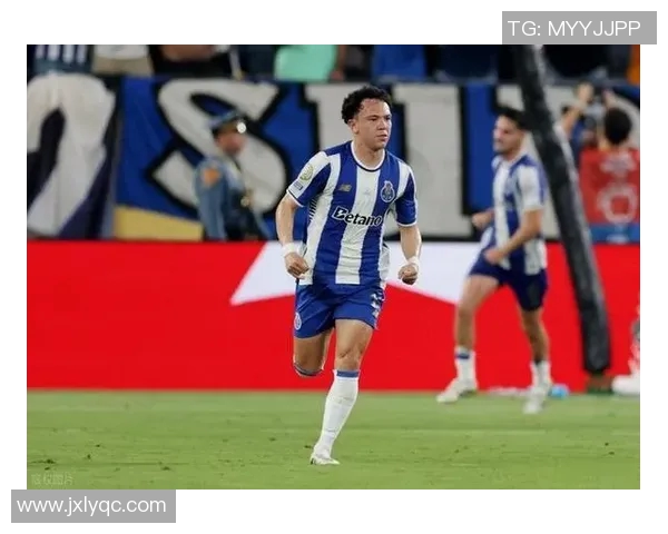 足球明星的高价值背后是什么原因推动了他们的市场价格飙升