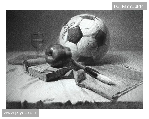 素描艺术展现足球明星风采让我们一起领略他们的激情与魅力